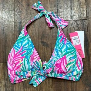 Lilly Pulitzer Elise Top
Multi Sea Turtle Soiree
Size 8